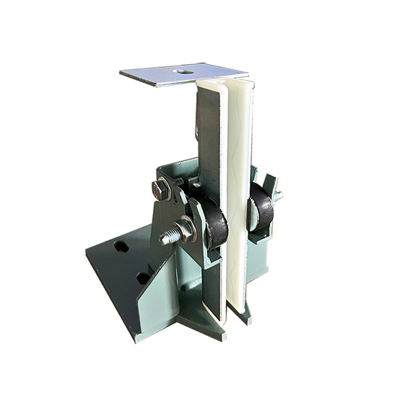 FKD-1460 Elevator B22 csúszó vezetőpapucs (4 lyuk)