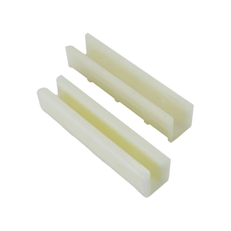 FKD-T002 121* (10/16) Lift csomagtartó bélése